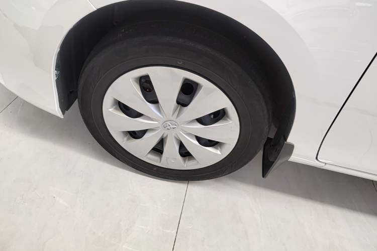Used Toyota YARiS L Zhi Xiang 2017 1.5E CVT Dynamic Edition Left Front Wheel Hub