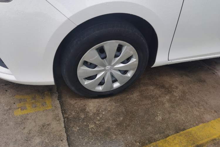 Used Toyota YARiS L Zhi Xiang 2017 1.5E CVT Dynamic Edition Left Front Wheel Hub