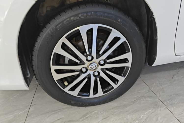 Used Toyota YARiS L Zhi Xiang 2017 1.5E CVT Dynamic Edition Left Front Wheel Hub