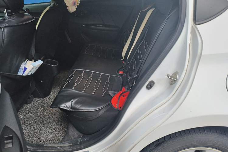 Used Toyota YARiS L Zhi Xiang 2017 1.5E CVT Dynamic Edition Left Rear Seat