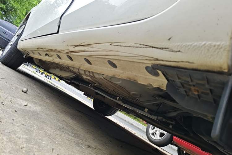 Used Toyota YARiS L Zhi Xiang 2017 1.5E CVT Dynamic Edition Left Side Sill
