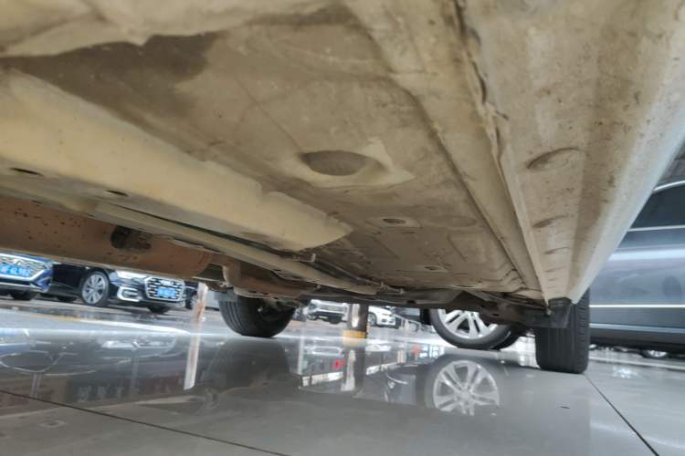 Used Toyota YARiS L Zhi Xiang 2017 1.5E CVT Dynamic Edition Left Side Sill