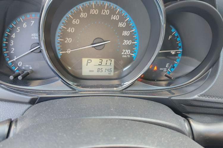 Used Toyota YARiS L Zhi Xiang 2017 1.5E CVT Dynamic Edition Odometer Close Up
