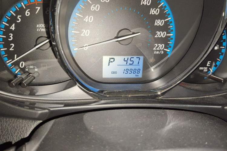 Used Toyota YARiS L Zhi Xiang 2017 1.5E CVT Dynamic Edition Odometer Close Up