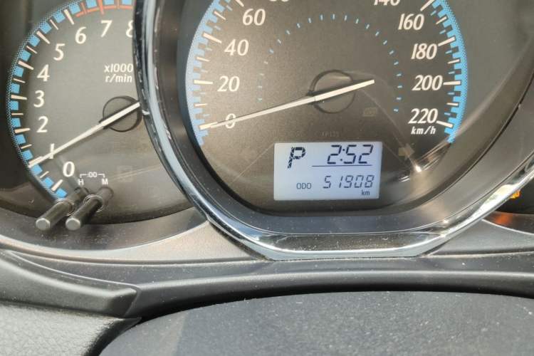 Used Toyota YARiS L Zhi Xiang 2017 1.5E CVT Dynamic Edition Odometer Close Up
