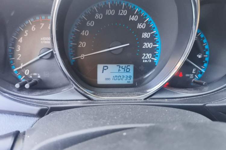 Used Toyota YARiS L Zhi Xiang 2017 1.5E CVT Dynamic Edition Odometer Close Up