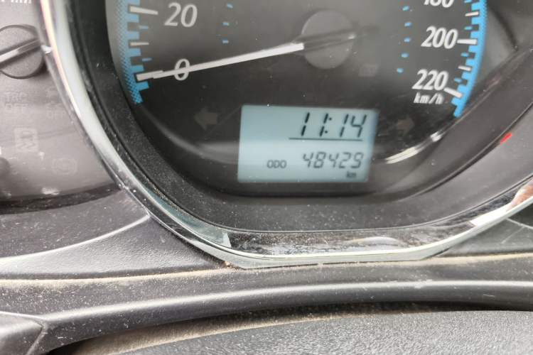 Used Toyota YARiS L Zhi Xiang 2017 1.3L Manual Dynamic Edition Odometer Close Up