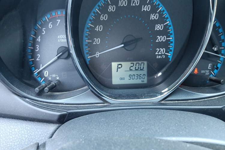 Used Toyota YARiS L Zhi Xiang 2017 1.5E CVT Dynamic Edition Odometer Close Up