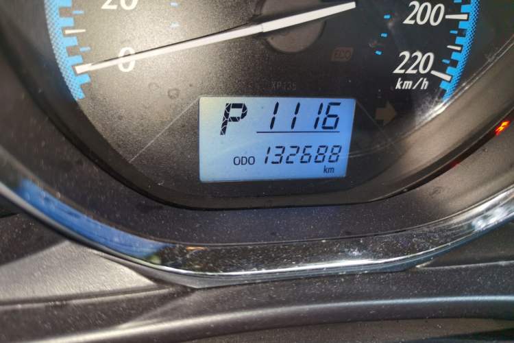 Used Toyota YARiS L Zhi Xiang 2017 1.5E CVT Dynamic Edition Odometer Close Up