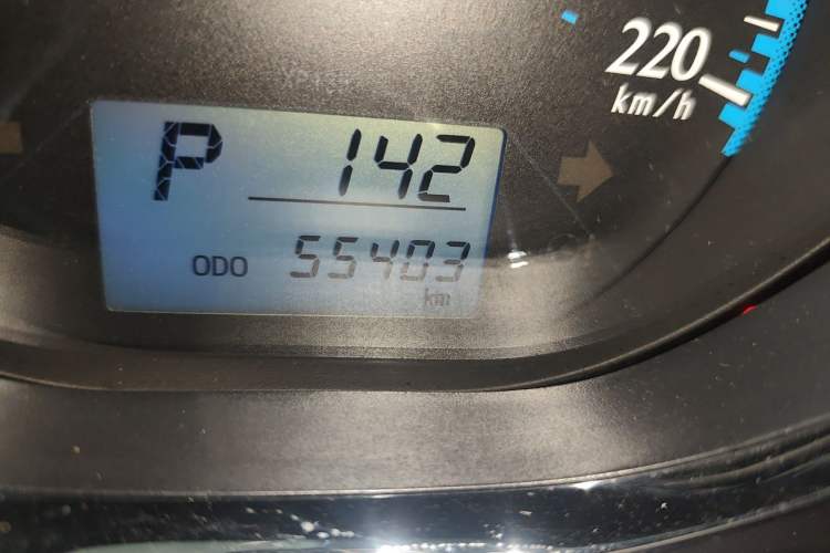 Used Toyota YARiS L Zhi Xiang 2017 1.5E CVT Dynamic Edition Odometer Close Up