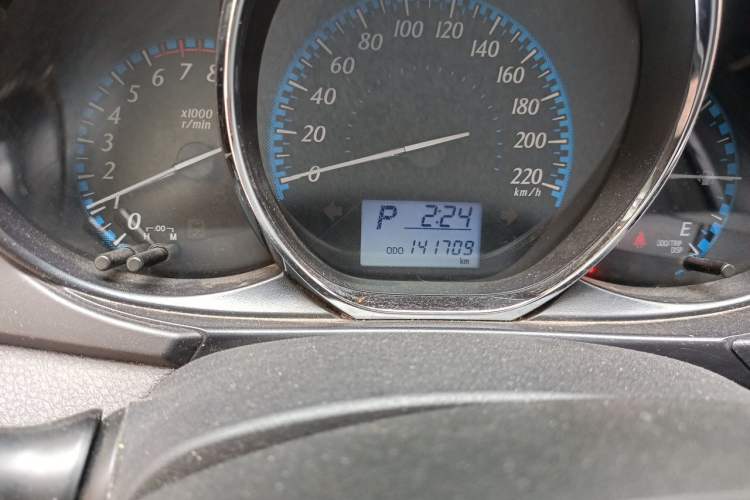 Used Toyota YARiS L Zhi Xiang 2017 1.5E CVT Dynamic Edition Odometer Close Up