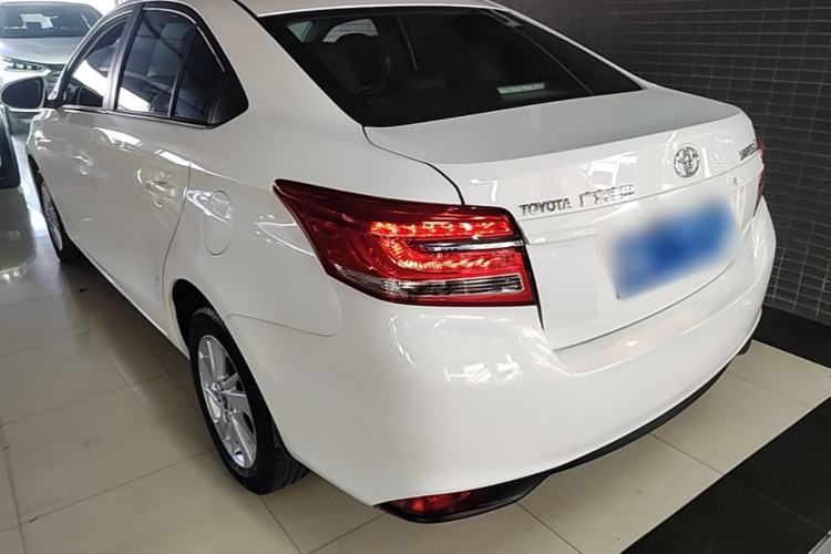 Used Toyota YARiS L Zhi Xiang 2017 1.5G CVT Xuan Dong Skyroof Edition Rear Left 45 Deg