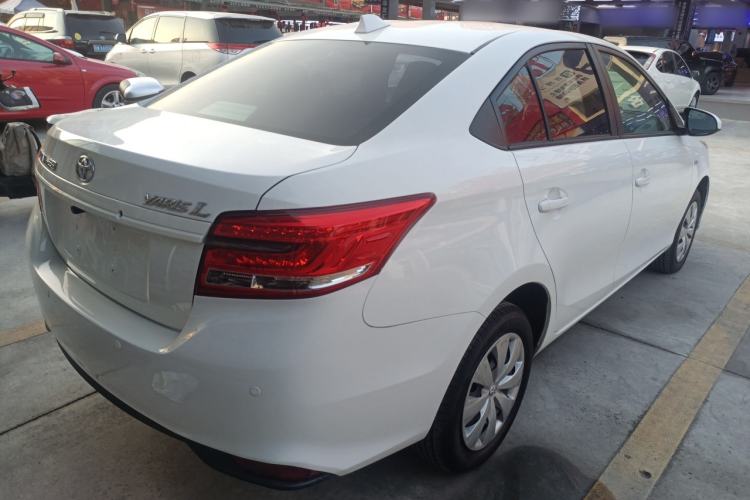 Used Toyota YARiS L Zhi Xiang 2017 1.5E CVT Dynamic Edition Rear Right 45 Deg