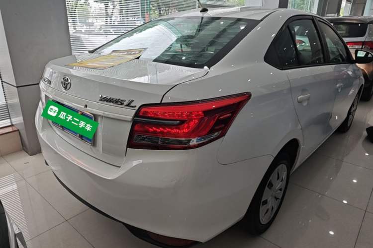 Used Toyota YARiS L Zhi Xiang 2017 1.5E CVT Dynamic Edition Rear Right 45 Deg