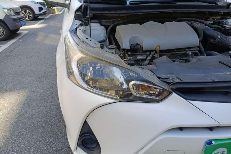 Used Toyota YARiS L Zhi Xiang 2017 1.5E CVT Dynamic Edition Right Front Headlight
