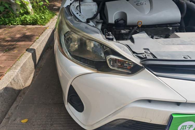 Used Toyota YARiS L Zhi Xiang 2017 1.5E CVT Dynamic Edition Right Front Headlight