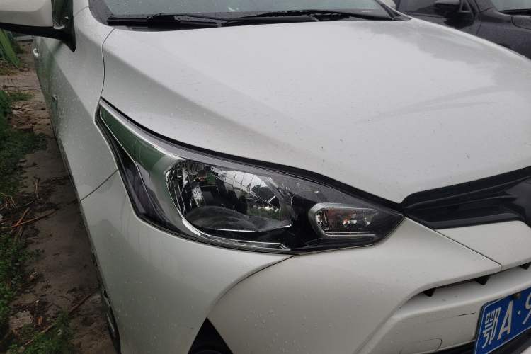 Used Toyota YARiS L Zhi Xiang 2017 1.5E Manual Charm Edition Right Front Headlight