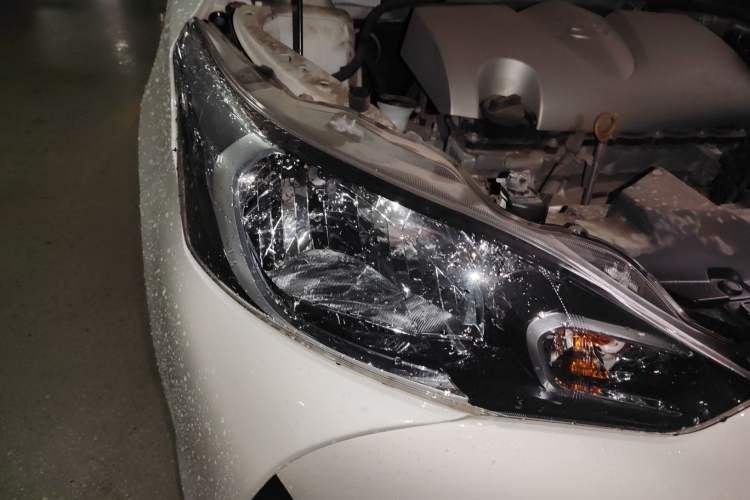 Used Toyota YARiS L Zhi Xiang 2017 1.5E CVT Dynamic Edition Right Front Headlight