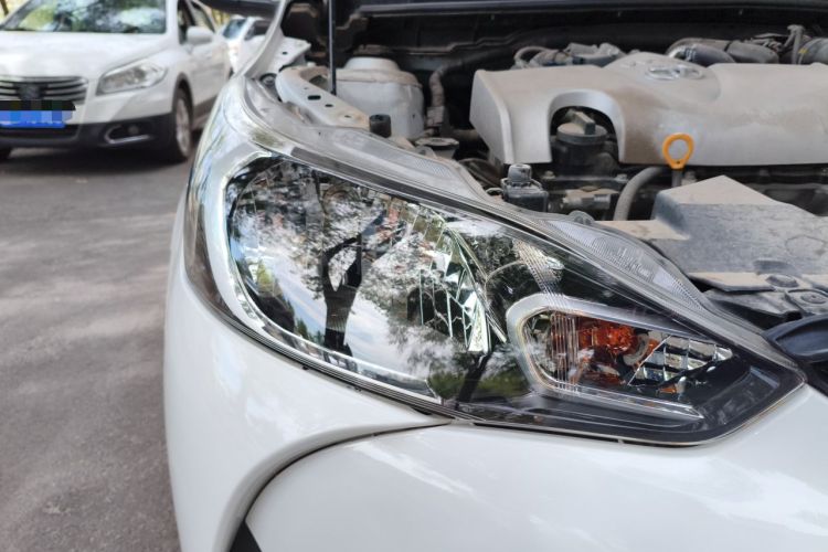 Used Toyota YARiS L Zhi Xiang 2017 1.5E CVT Dynamic Edition Right Front Headlight
