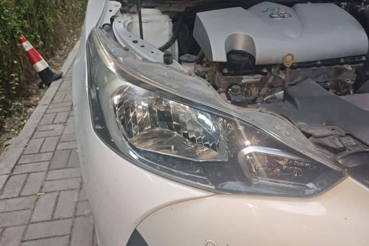 Used Toyota YARiS L Zhi Xiang 2017 1.5E CVT Dynamic Edition Right Front Headlight