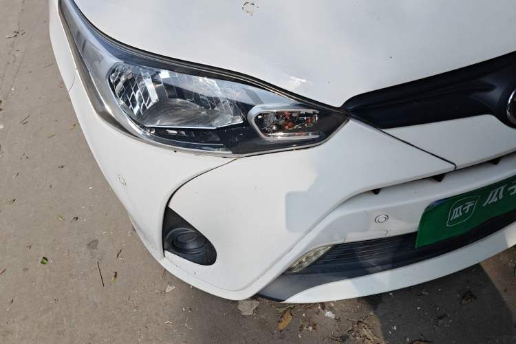 Used Toyota YARiS L Zhi Xiang 2017 1.5E CVT Dynamic Edition Right Front Headlight