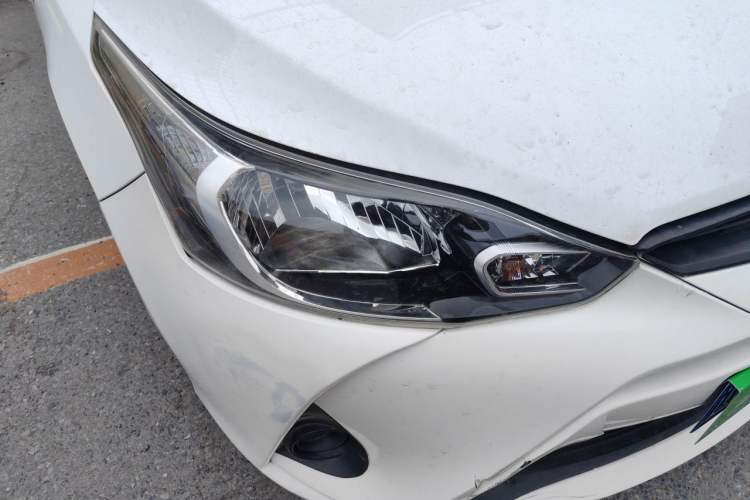 Used Toyota YARiS L Zhi Xiang 2017 1.5E CVT Dynamic Edition Right Front Headlight