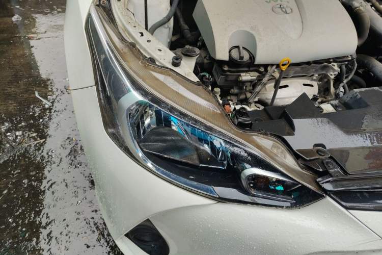 Used Toyota YARiS L Zhi Xiang 2017 1.5E CVT Dynamic Edition Right Front Headlight