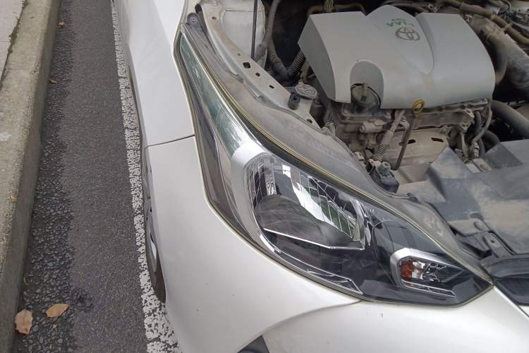 Used Toyota YARiS L Zhi Xiang 2017 1.5E CVT Dynamic Edition Right Front Headlight