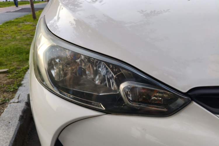 Used Toyota YARiS L Zhi Xiang 2017 1.5E CVT Dynamic Edition Right Front Headlight