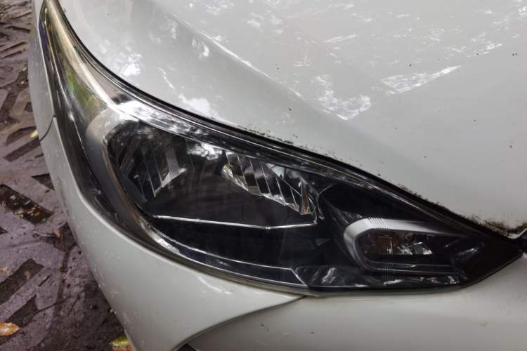 Used Toyota YARiS L Zhi Xiang 2017 1.5E CVT Dynamic Edition Right Front Headlight