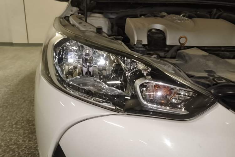Used Toyota YARiS L Zhi Xiang 2017 1.5E CVT Dynamic Edition Right Front Headlight