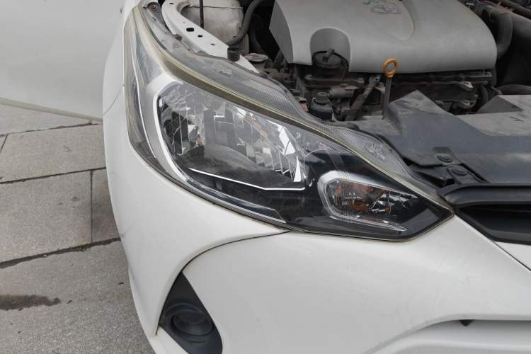 Used Toyota YARiS L Zhi Xiang 2017 1.5E CVT Dynamic Edition Right Front Headlight