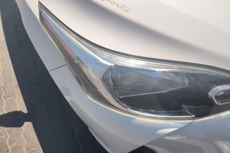 Used Toyota YARiS L Zhi Xiang 2017 1.3E Manual Charm Edition Right Front Headlight