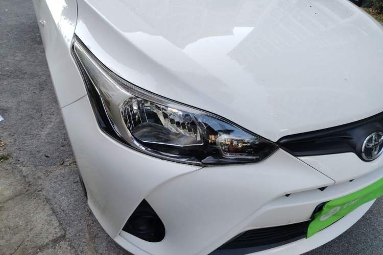 Used Toyota YARiS L Zhi Xiang 2017 1.5E CVT Dynamic Edition Right Front Headlight