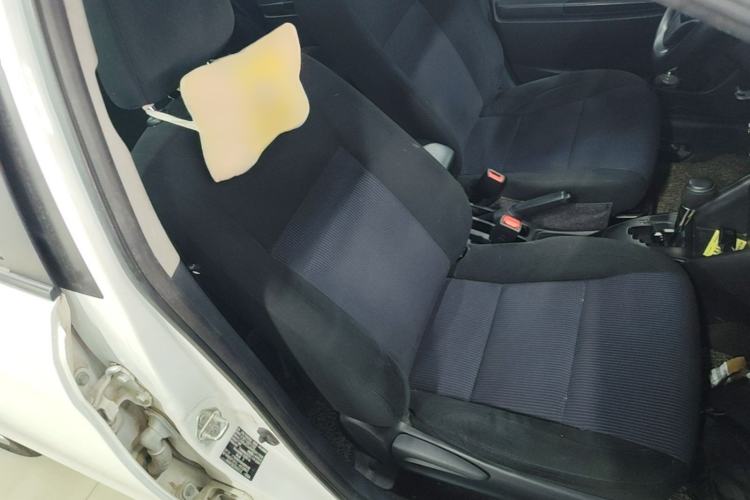 Used Toyota YARiS L Zhi Xiang 2017 1.5E CVT Dynamic Edition Right Front Seat