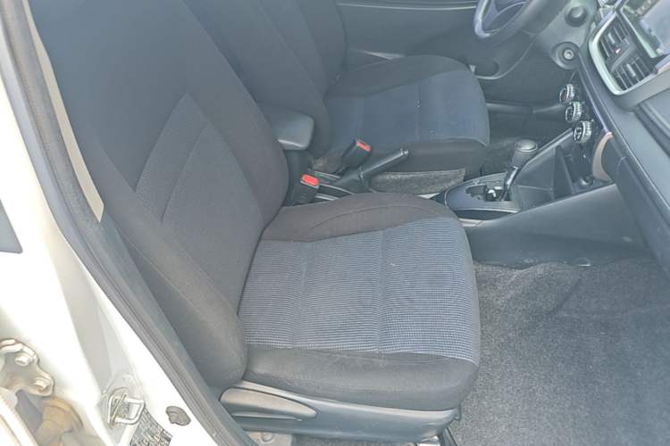 Used Toyota YARiS L Zhi Xiang 2017 1.5E CVT Dynamic Edition Right Front Seat
