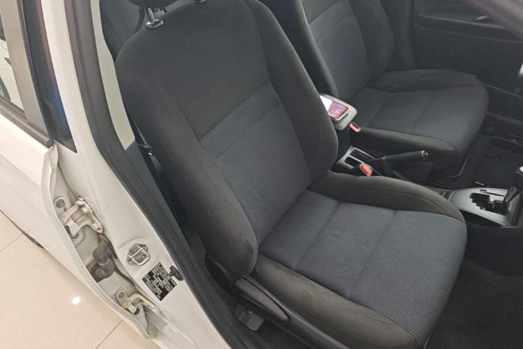 Used Toyota YARiS L Zhi Xiang 2017 1.5E CVT Dynamic Edition Right Front Seat