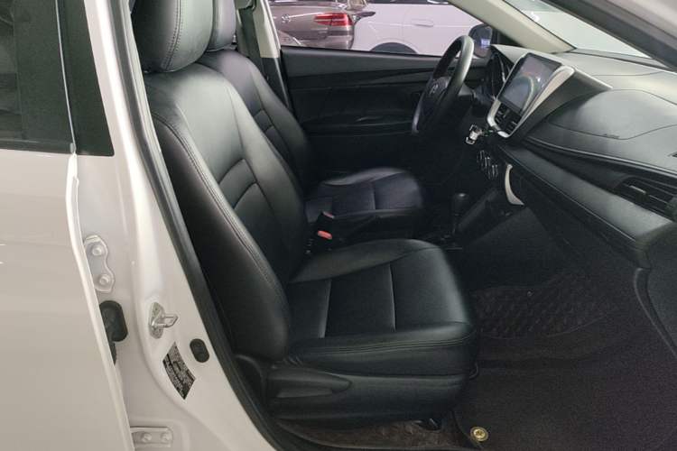 Used Toyota YARiS L Zhi Xiang 2017 1.5E CVT Dynamic Edition Right Front Seat