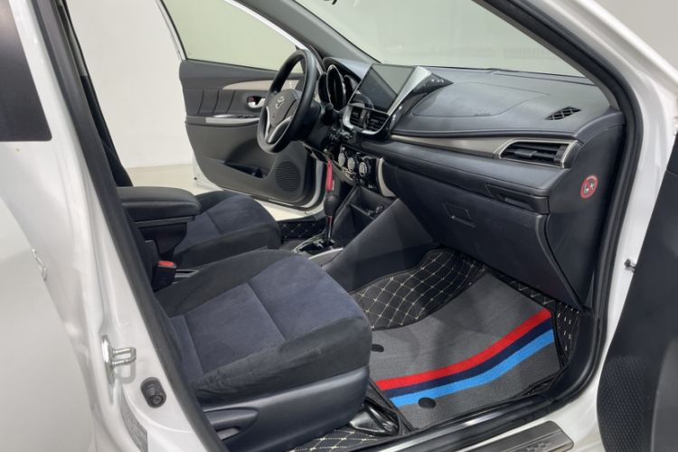 Used Toyota YARiS L Zhi Xiang 2017 1.5E CVT Dynamic Edition Right Front Seat