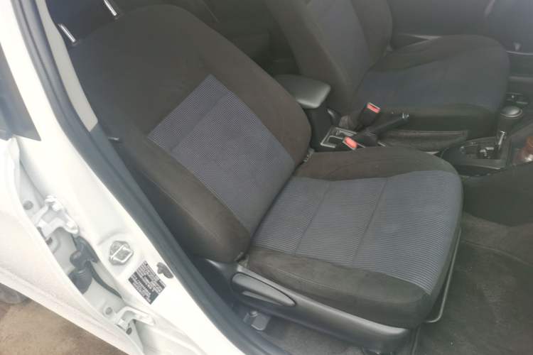 Used Toyota YARiS L Zhi Xiang 2017 1.5E CVT Dynamic Edition Right Front Seat