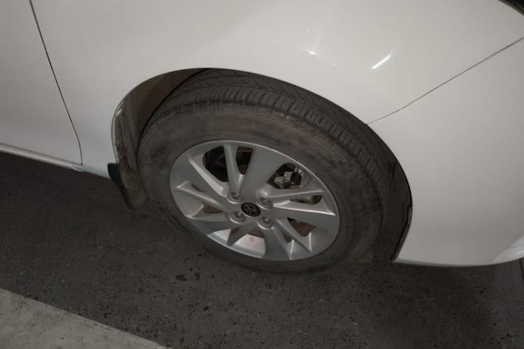 Used Toyota YARiS L Zhi Xiang 2017 1.5G CVT Xuan Dong Skyroof Edition Right Front Wheel Hub