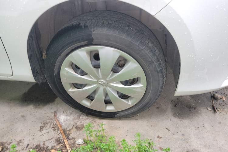 Used Toyota YARiS L Zhi Xiang 2017 1.5E Manual Charm Edition Right Front Wheel Hub