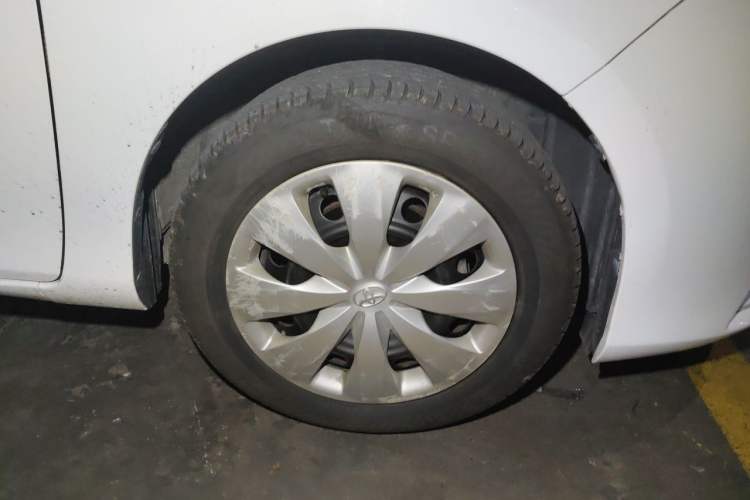 Used Toyota YARiS L Zhi Xiang 2017 1.5E CVT Dynamic Edition Right Front Wheel Hub