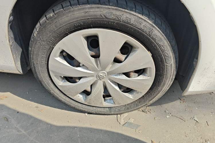 Used Toyota YARiS L Zhi Xiang 2017 1.5E CVT Dynamic Edition Right Front Wheel Hub