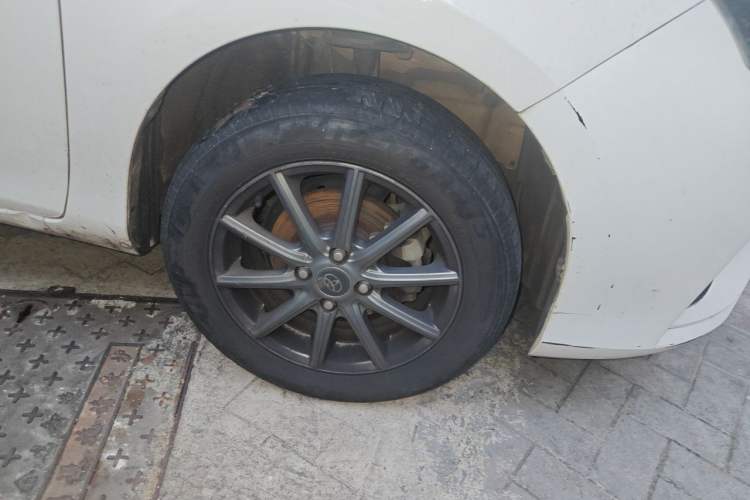 Used Toyota YARiS L Zhi Xiang 2017 1.5E CVT Dynamic Edition Right Front Wheel Hub