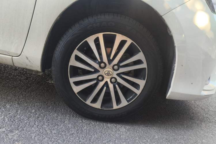 Used Toyota YARiS L Zhi Xiang 2017 1.5E CVT Dynamic Edition Right Front Wheel Hub