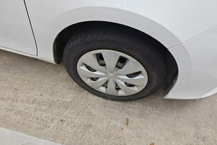Used Toyota YARiS L Zhi Xiang 2017 1.5E CVT Dynamic Edition Right Front Wheel Hub