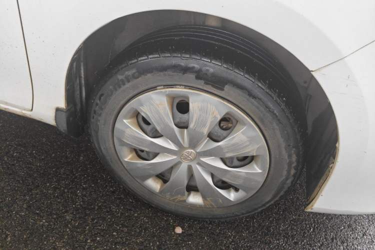 Used Toyota YARiS L Zhi Xiang 2017 1.5E CVT Dynamic Edition Right Front Wheel Hub