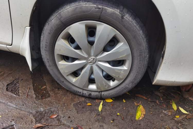 Used Toyota YARiS L Zhi Xiang 2017 1.5E CVT Dynamic Edition Right Front Wheel Hub