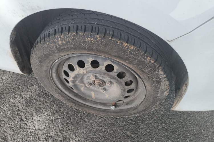 Used Toyota YARiS L Zhi Xiang 2017 1.5E CVT Dynamic Edition Right Front Wheel Hub